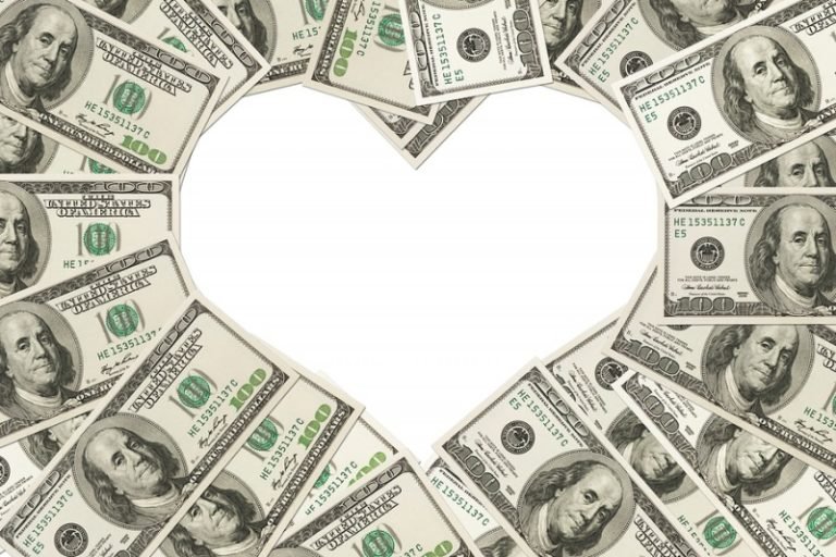 El corazón y el bolsillo
