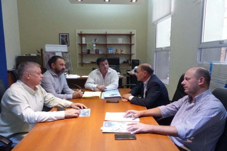 Oro Verde podría tener residencia universitaria del IAPV