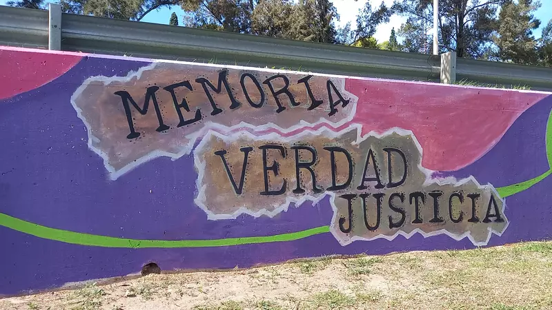 mural oro verde