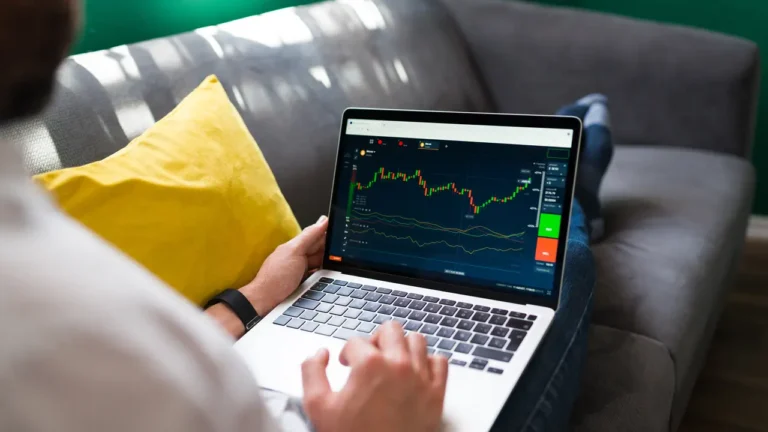 Suben acciones y caen reservas, el Mercado argentino sigue volátil